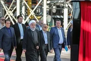 تورم و فشار معیشتی بازی در پازل تحریم‌های آمریکا