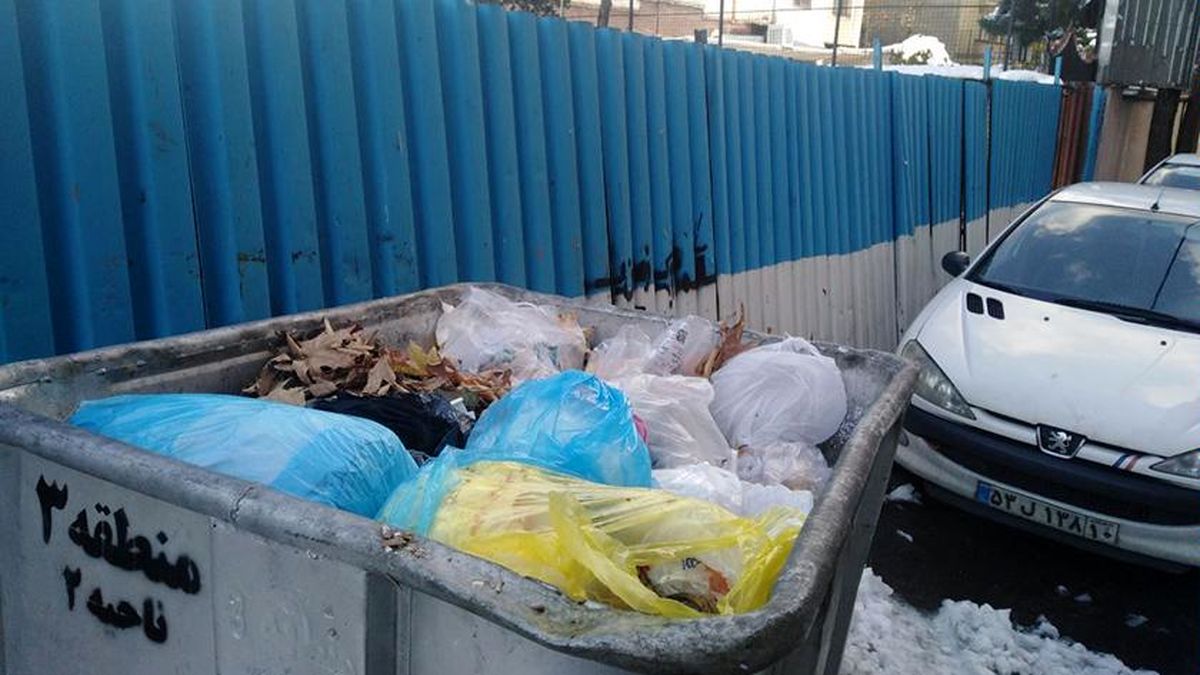 شهرداری تهران از تخلیه زباله بزرگترین خیابان خاورمیانه جا ماند