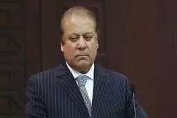 نواز شریف با آمبولانس هوایی راهی لندن شد