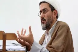 عبور از حجاب هدف اصلی فمینیست است