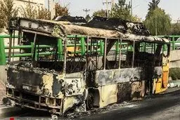 آتش به اعتماد عمومی بدتر از آتش زدن ۱۰۰۰ بانک است