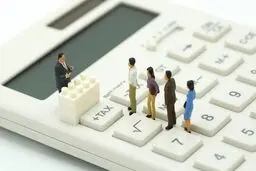 بیش از ۱۵۰ هزار میلیاردر کشور پرونده مالیاتی ندارند
