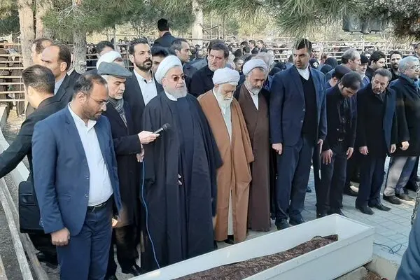 سخنران مراسم ختم خواهر رئیس‌جمهور: حسودها به یوسف نبی گفتند، برادرت دزد است!