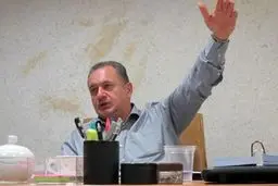 همه چیز را گران کنید، کار دیگری که بلد نیستید!