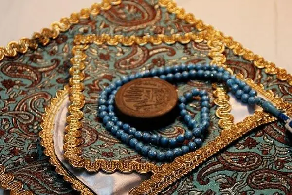 اهل بیت (ع) هم از سجاده و جانماز استفاده می‌کردند؟