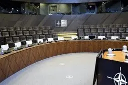 مکرون در ناتو منزوی شده است