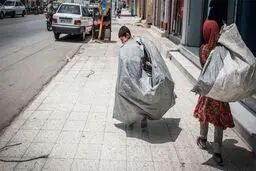ممنوعیت زباله‌گردی کودکان در سطح شهر