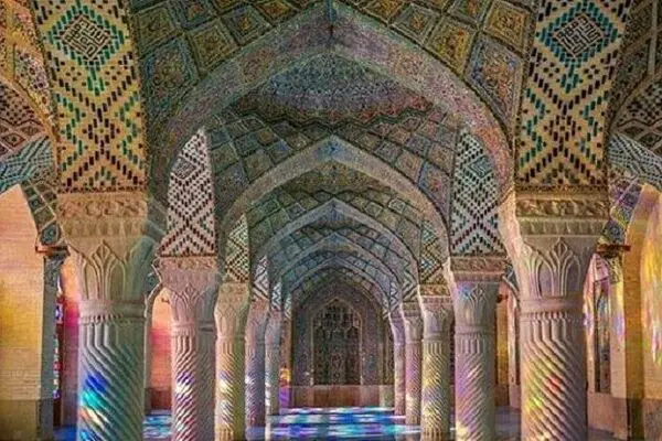 چرا بعضی مکان‌ها مقدس هستند؟
