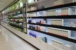 وضعیت نقدینگیِ داروخانه‌ها ضعیف است