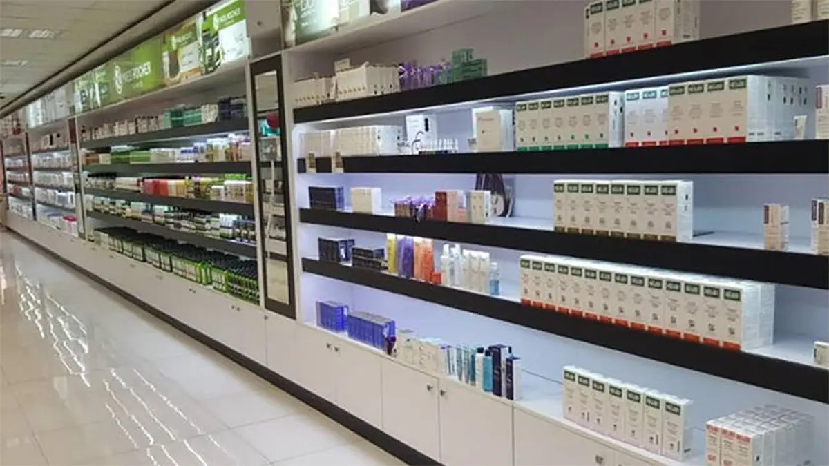 وضعیت نقدینگیِ داروخانه‌ها ضعیف است