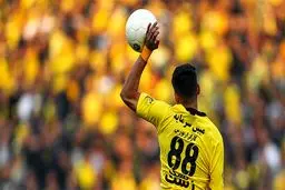 اشتباه‌هات داوری در فوتبال ایران چگونه از بین می‌روند؟