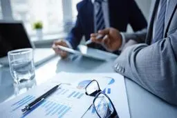 ضرورت ترجمه رسمی مدارک جهت ثبت شرکت خارج از کشور