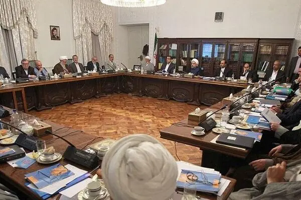ستادهای چاق و صف‌های قبراق؛ چرا حال «فرهنگ» خوب نیست؟