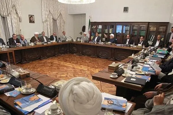 ستادهای چاق و صف‌های قبراق؛ چرا حال «فرهنگ» خوب نیست؟