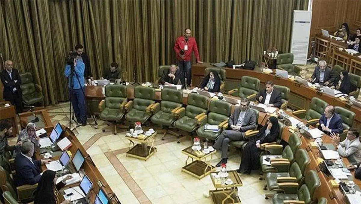 شورای شهری ها هم خودشان را با دانش‌آموزان تعطیل کردند