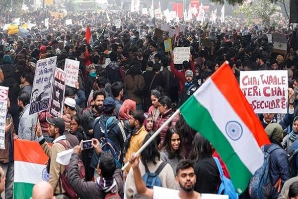۱۷ کشته در اعتراضات اخیر هند