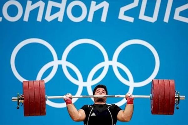 مدال طلای المپیک ۲۰۱۲ به وزنه‌بردار ایرانی رسید