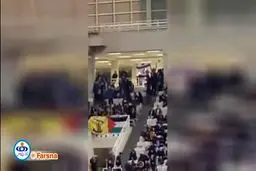 فیلم: یونانی‌ها «پرچم رژیم صهیونیستی» را در یک ورزشگاه آتش زدند