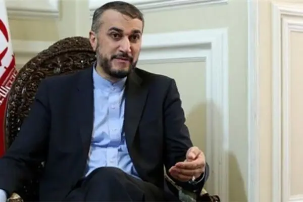 آمریکا پایگاه فعال ضد تروریسم را بمباران می‌کند