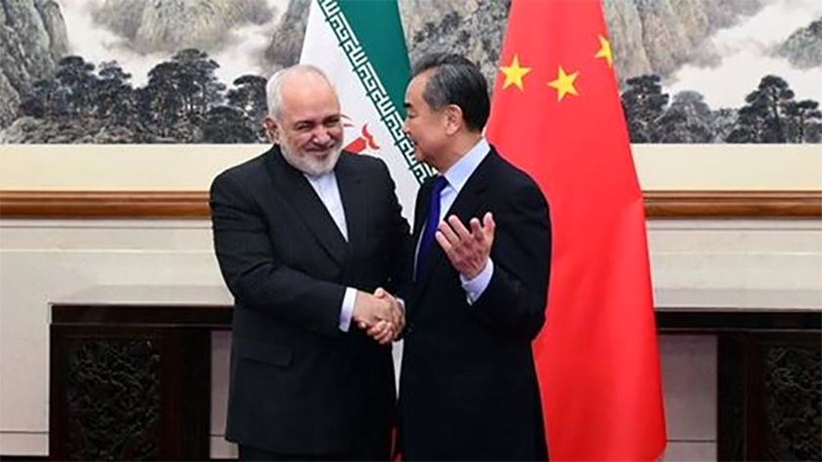 انتقاد وزیر خارجه چین از اقدامات قلدرمابانه‌ آمریکا علیه ایران