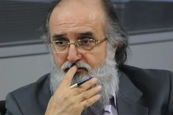 پیوستن به FATF باید به شرط برداشته شدن تحریم‌های بانکی باشد