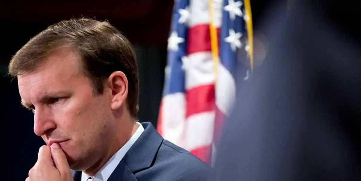 انتقاد سناتور آمریکایی از ترامپ برای ترور سردار سلیمانی