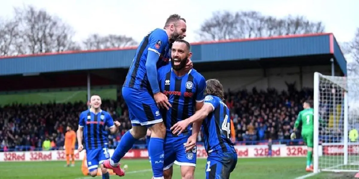 این بازیکن ۴۰ ساله مقابل نیوکاسل ایستاد