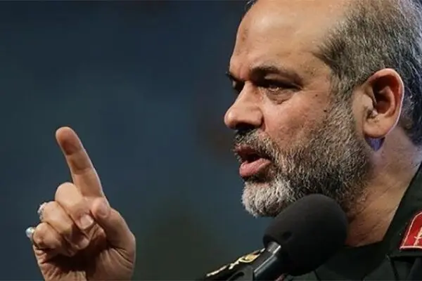 سردار وحیدی: ترامپ و وزیر دفاعش جنایتکار جنگی است