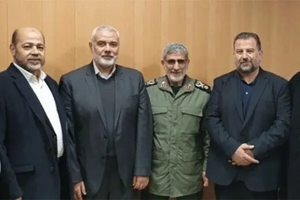 دیدار اسماعیل هنیه با سردار قاآنی