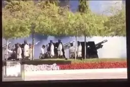 فیلم: شلیک ۵۰ گلوله توپ به مناسبت ۵۰ سال حمکرانی سلطان قابوس