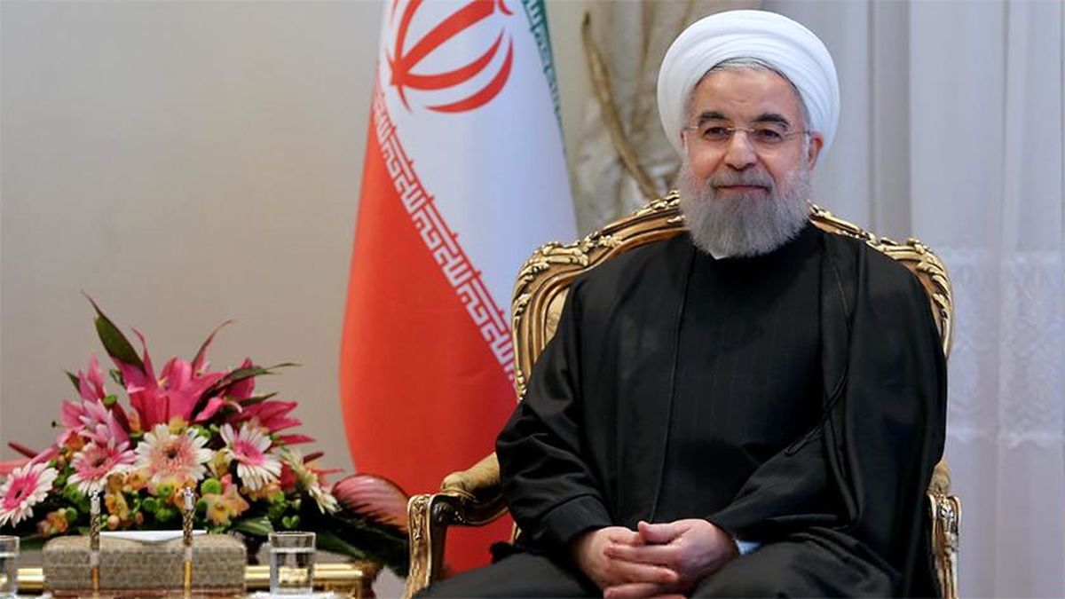 روحانی در پیامی درگذشت سلطان قابوس را تسلیت گفت