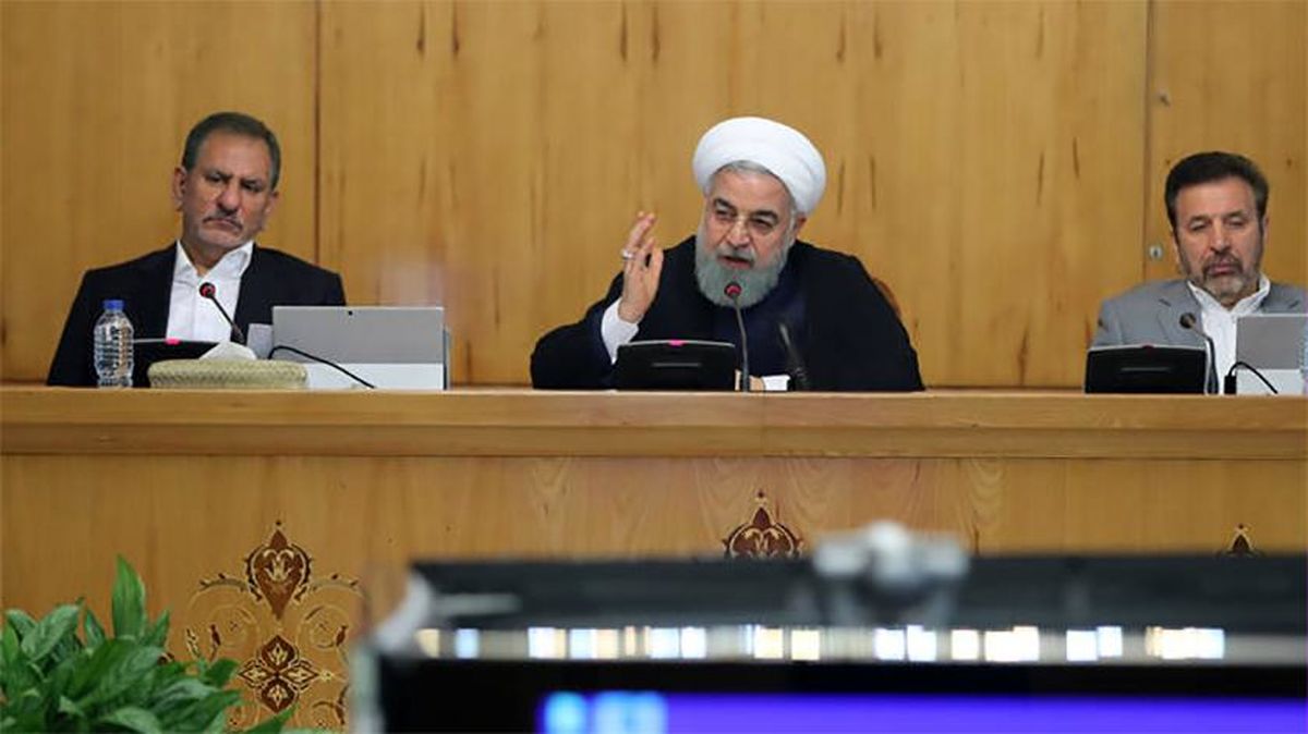 روحانی: جبران شهادت سردار سلیمانی رفتن آمریکا از منطقه است