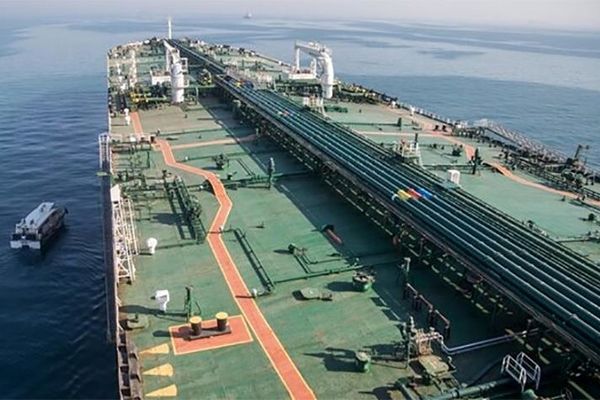 ونزوئلا در شرایط تحریم هم ۴ برابر ایران نفت صادر می‌کند