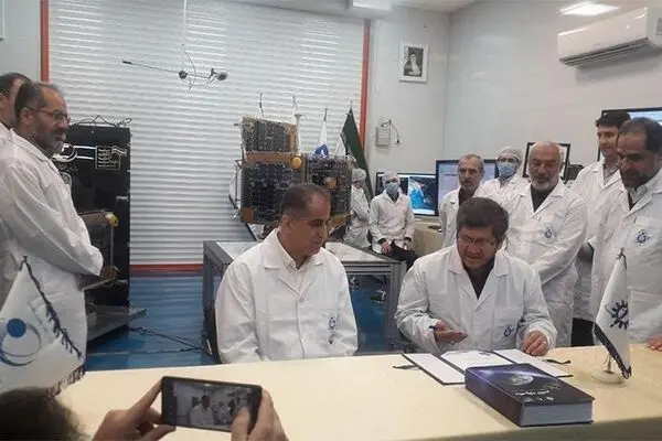 ماهواره‌های ظفر به سازمان فضایی ایران تحویل داده شد