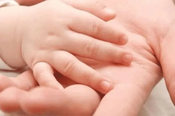 برقراری مرخصی زایمان ترویج فرزند آوری است