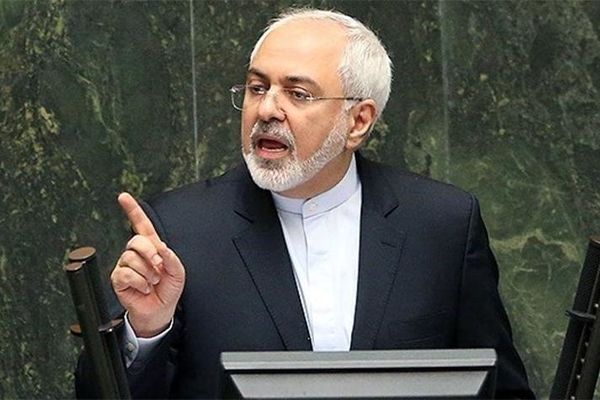 ظریف: همواره در خط اول دفاع از سیاست‌های ایران در سیاست خارجی بوده‌ام