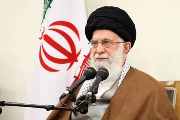 ایستادگی ملت ایران آمریکا را عصبانی کرده و برای دنیا جذاب است