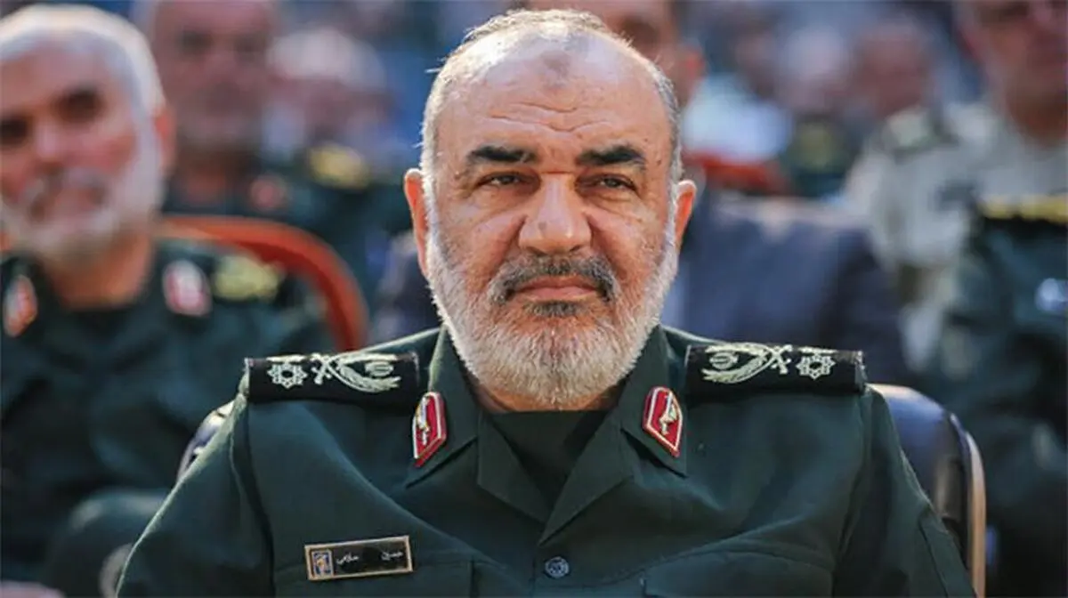 شهید سلیمانی زنده‌تر از قاسم سلیمانی است