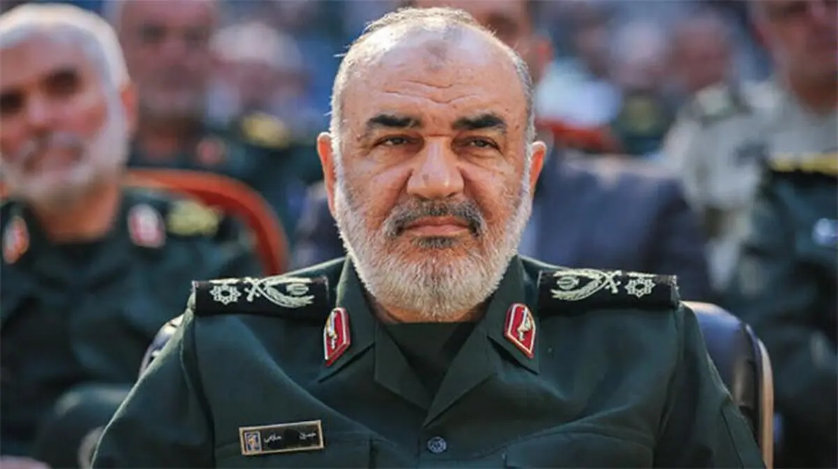 شهید سلیمانی زنده‌تر از قاسم سلیمانی است