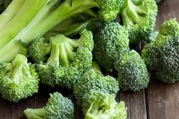 ۸ نوع سبزی برای کاهش قند خون دیابتی‌ها