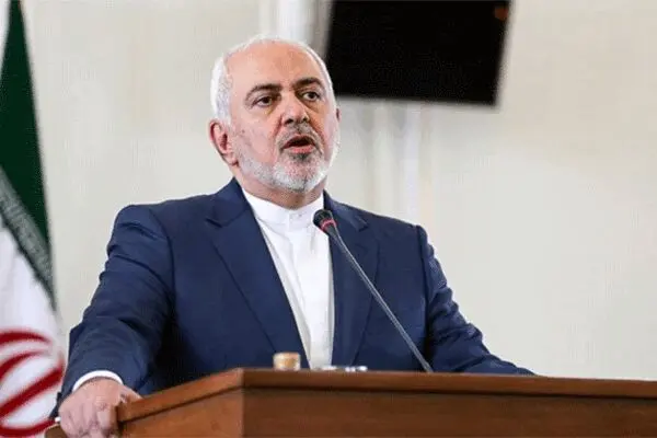 ظریف: عامل شلیک به هواپیمای اوکراینی در زندان  است