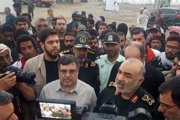 سرلشکر سلامی: ‌سپاه تا آخر‌ کنار مردم سیل‌زده جاسک می‌ماند