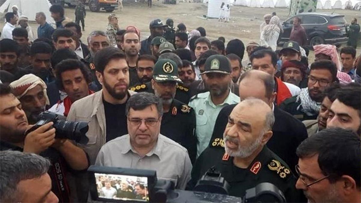 سرلشکر سلامی: ‌سپاه تا آخر‌ کنار مردم سیل‌زده جاسک می‌ماند