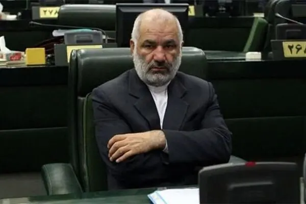 پیام ملت در تشییع پیکر شهدای مقاومت ایستادگی بود نه مذاکره