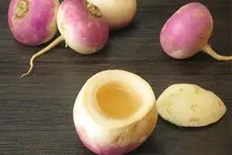 فواید شلغم برای رفع کم خونی