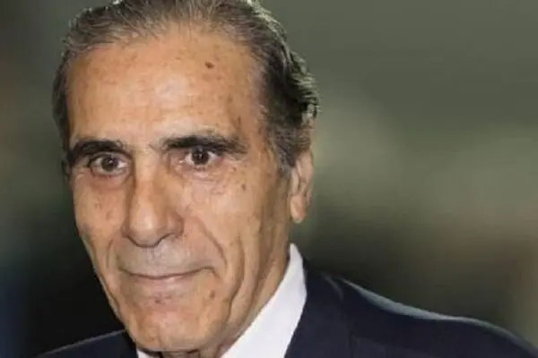 بازیگر «آواز گنجشک‌ها» روی تخت بیمارستان
