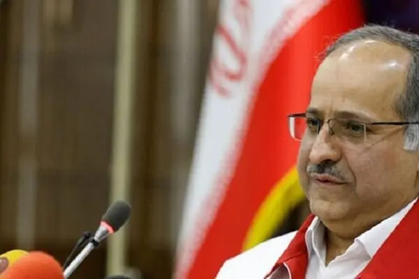 اقدام عجیب دبیرکل هلال‌احمر: پرچم «من انقلابی‌ام» را پایین بکشید