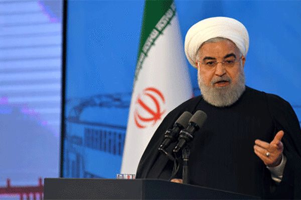 روحانی: آمریکا امروز تروریست است و در حال انجام اقدام تروریستی است