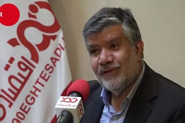 فیلم: فساد واردات با دلار ۴۲۰۰ تومانی خیلی زیاد است