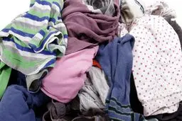 پوشاک استوک‌ کشورهای همسایه‌ تهدیدی برای بازار شب عید